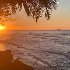 https://villa-sea-beach.comcaribbean.com